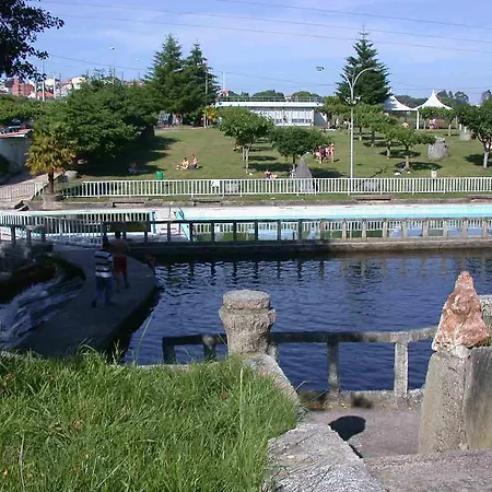 Camping Municipal De キャンプ場 Monterroso