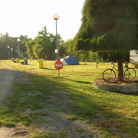 Camping Municipal De * Monterroso